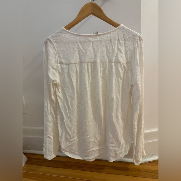 Formal White V-Neck Shirt - Picture 3 of 3